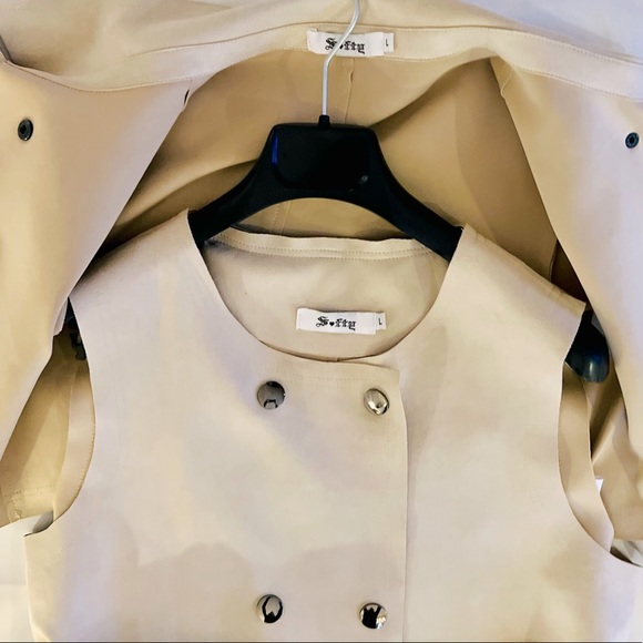 ⭐️SOFY⭐️BEIGE CONVERTIBLE/3 STYLES IN 1 FAUX SUEDE VEST/TRENCH COAT - Picture 10 of 16